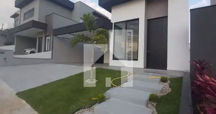 Casa terrea a venda no Reserva Ermida