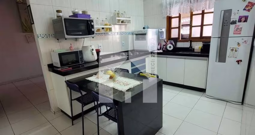 Casa residencial à venda com 3 dormitórios (1 suíte), 84m² construídos, 2 vagas cobertas - Jardim P