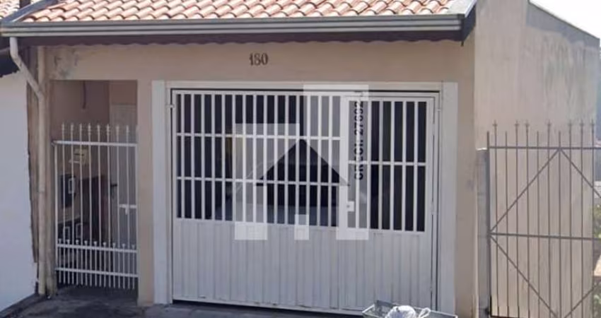 VENDE ou PERMUTA casa com 3 andares, com total de 5 quartos, no Jardim Itália, Várzea Paulista, SP