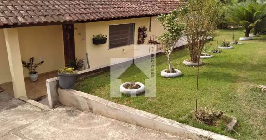 Chácara com 2 dormitórios à venda, 2700 m² totais,  aceita permuta, jardim tarantela, jundiaí, sp