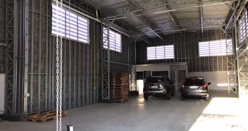 Galpão Comercial 200 m², no centro - Jardim São Dimas