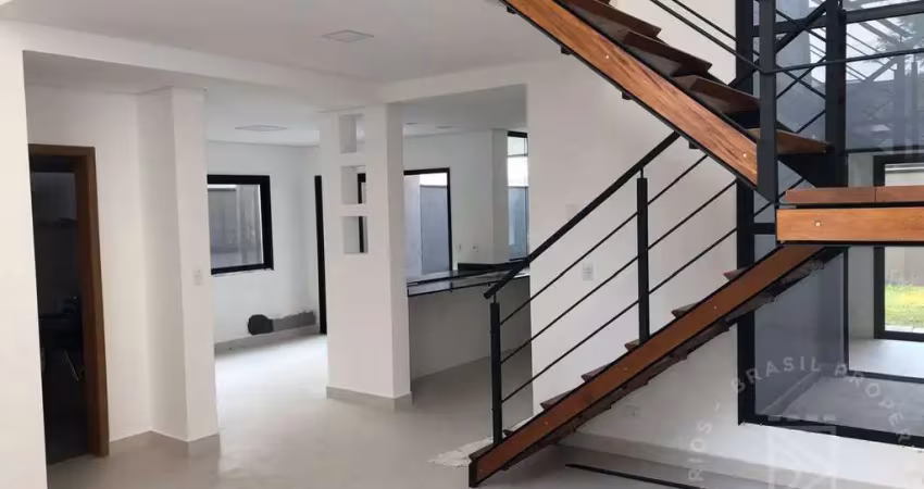 Casa sobrado - condomínio fechado em jacareí - 185 m², 3 suítes