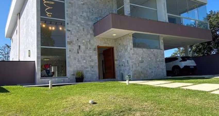 Sobrado com 5 suítes no Recanto Santa Barbara - Jambeiro
