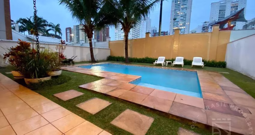 Sobrado 300m² de alto Padrão em condomínio fechado no Jardim Aquárius - SJC