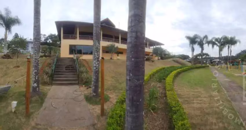 Terreno à venda com 1.216m² no condomínio santa bárbara - jambeiro-sp