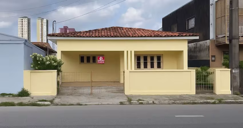 Casa com 3 quartos para alugar na Rua Capitão Francisco Moura, 339, Treze de Maio, João Pessoa