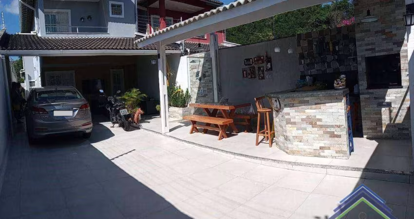 Casa com 4 dormitórios à venda, 167 m² por R$ 590.000,00 - Jardim das Oliveiras - Fortaleza/CE