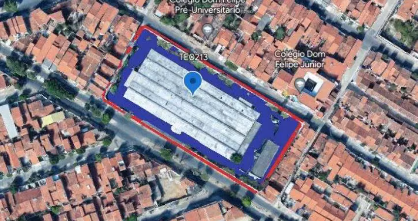 Terreno à venda na Emília Gonçalves, 486, Quintino Cunha, Fortaleza