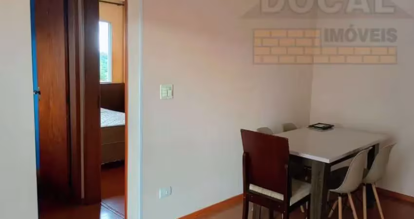 Imperdível: Apartamento à venda em Taboão da Serra-SP, Jardim Caner! 2 quartos, 2 salas, 1 banheiro e 1 vaga de garagem.