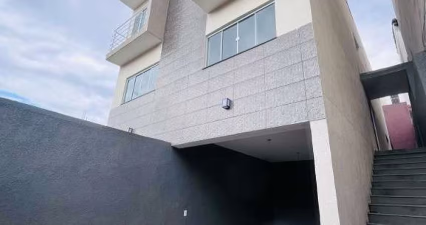 SOBRADO EM CONDOMÍNIO  |  3 DORMS SENDO 1 SUÍTE  |  PQ. DAS CIGARREIRAS  |  TABOÃO DA SERRA