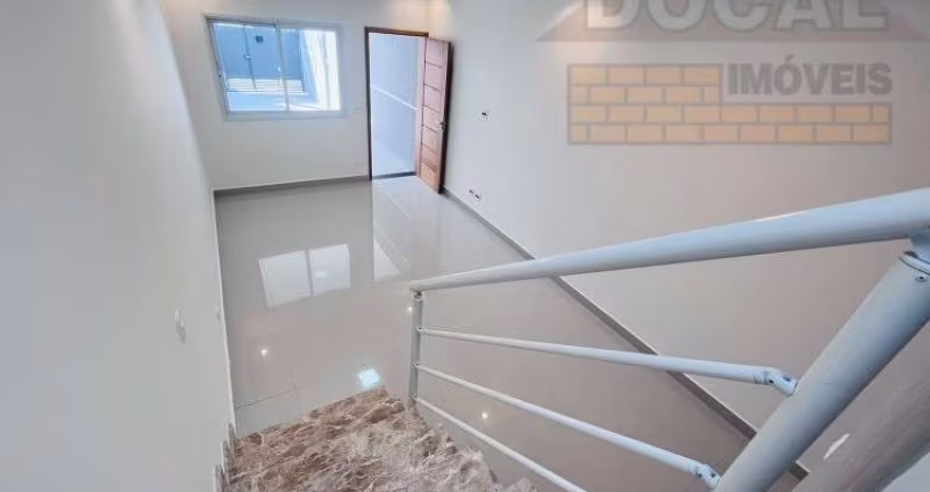 Excelente oportunidade: Casa à venda em São Paulo-SP, bairro Campo Limpo! 3 quartos, 1 suíte, 2 salas, 3 banheiros, 2 vagas, 108m².