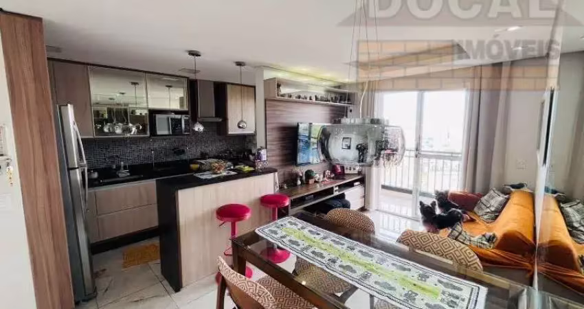 Imperdível: Apartamento à venda em Taboão da Serra-SP, na Chácara Agrindus. 2 quartos, 1 suíte, 2 salas, 2 banheiros, 3 vagas de garagem.
