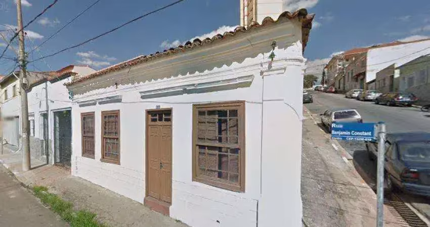 Casa com 2 quartos à venda na Rua Benjamin Constant, Centro, Itatiba