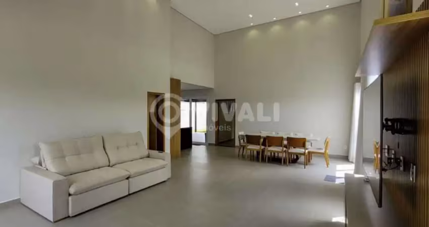 Casa em condomínio fechado com 3 quartos à venda na Rodovia Romildo Prado, Bairro Itapema, Itatiba