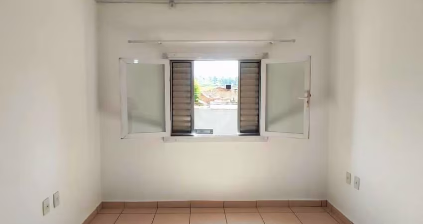 Sala comercial com 3 salas para alugar na Rua Aristides Lobo, Centro, Itatiba