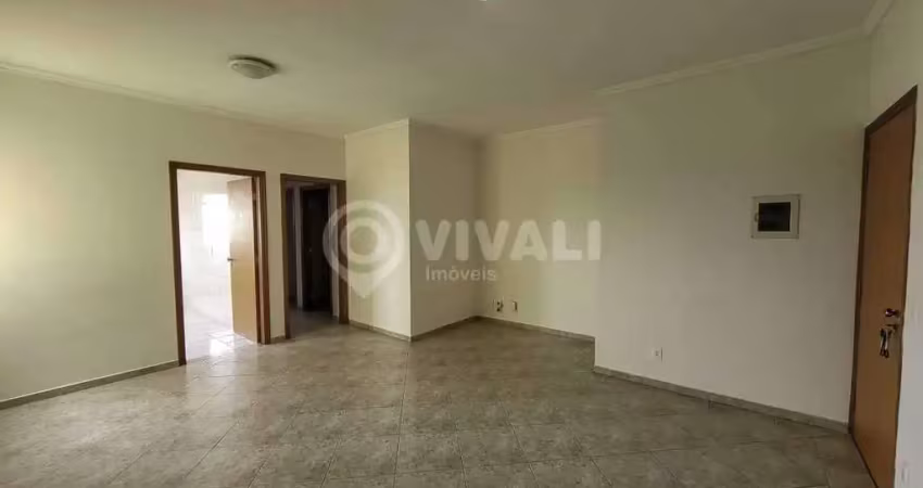 Apartamento com 2 quartos para alugar na Rua José Panzarin, Nova Itatiba, Itatiba