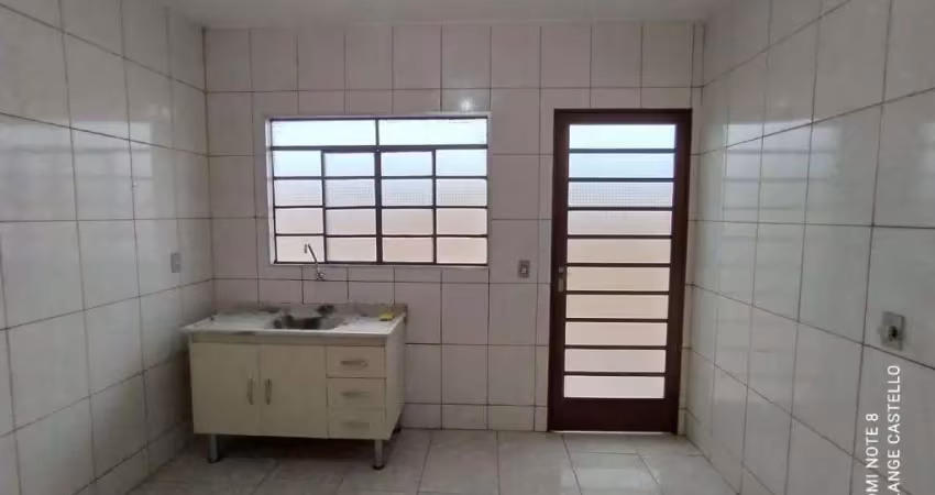 Casa com 3 quartos para alugar na Rua Basílio Polessi, Jardim Alto de Santa Cruz, Itatiba