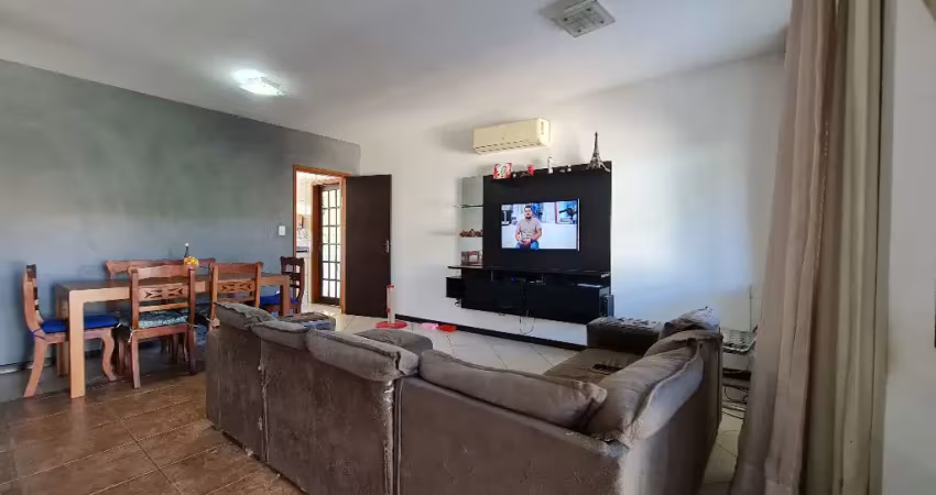Casa com 3 quartos à venda na Rua Cuba, 15, Serra Grande, Niterói