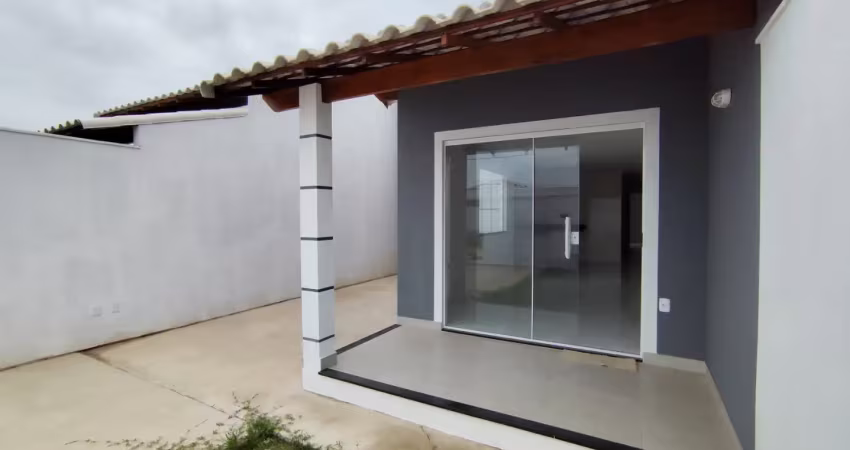 Casa com 2 quartos à venda na Rua Cento e Vinte, 17, Jardim Atlântico Leste (Itaipuaçu), Maricá