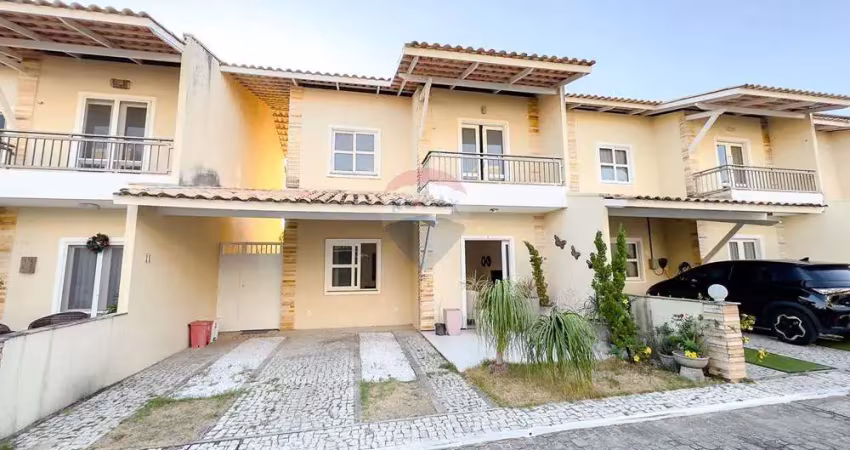 Casa Duplex no Condomínio Sevilla