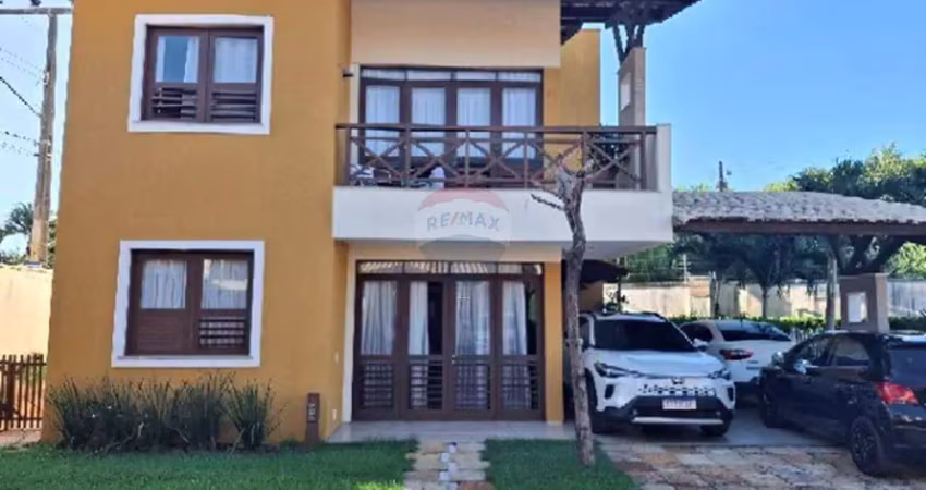 Excelente casa duplex no Condomínio Vila Safira