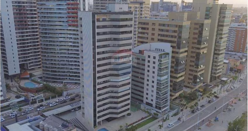 Luxo à Beira-Mar: Apartamento de 6 Suítes no Meireles / Ed. Nautilus