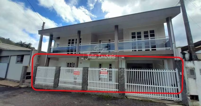 Casa com 2 dormitórios na São Pedro parte inferior