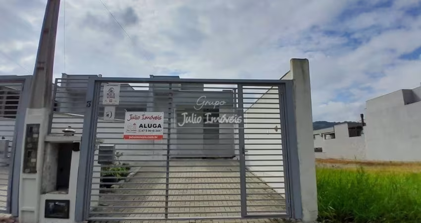 Casa para alugar com 2 quartos na Santa Terezinha