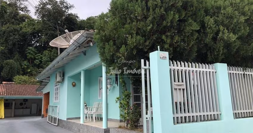 Casa 3 quartos 3 vagas Souza Cruz Brusque