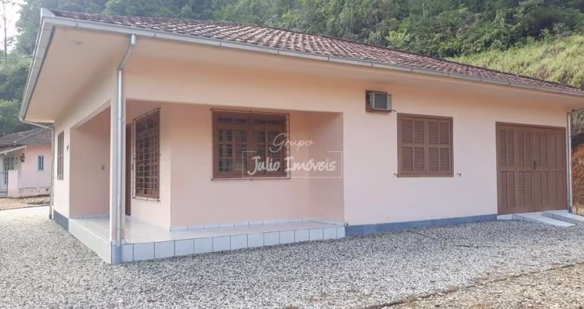 Terreno com 3 casas Tomaz Coelho Brusque