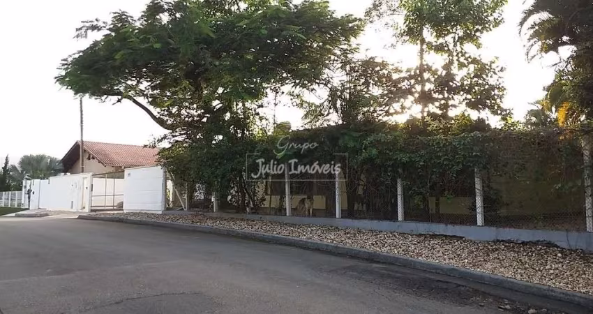 Casa 4 quartos 2 garagens Jardim Maluche Brusque