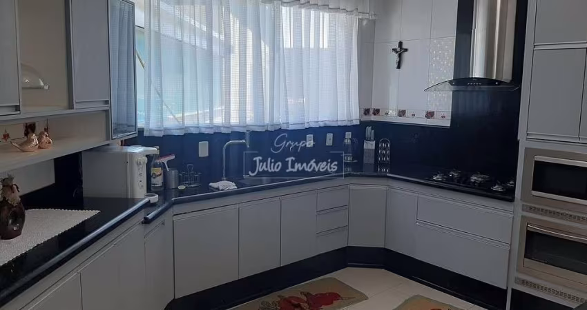 Apartamento Gigante na Travessa Lagoa Dourada