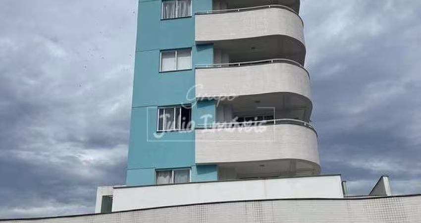 Apartamento à Venda no Bairro Santa Rita.