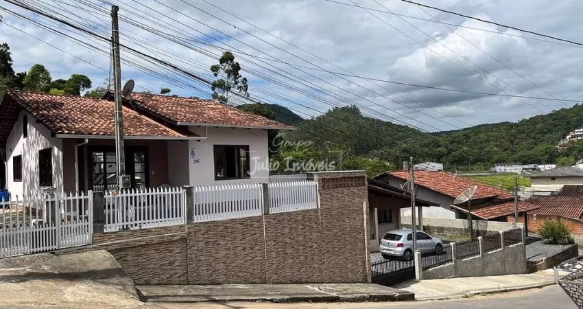 Casa de 2 quartos com 1 vaga Limeira Brusque