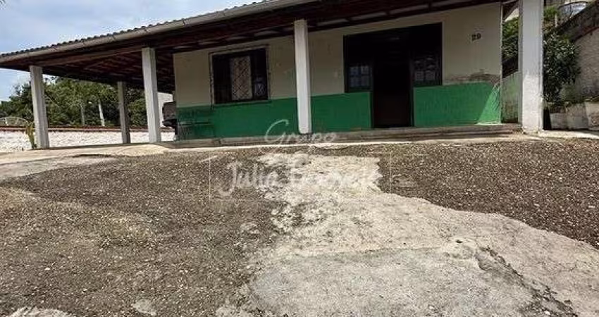 Casa de 3 dormitórios Tomaz Coelho em Brusque
