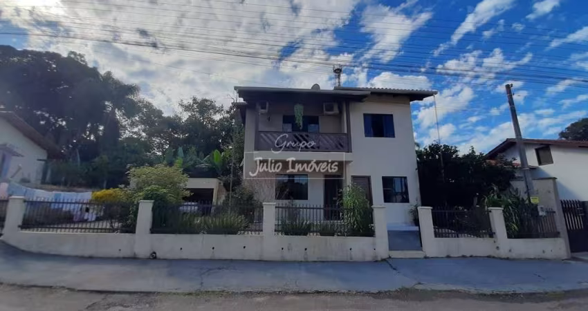 Casa 4 quartos 2 vagas Paquetá Brusque