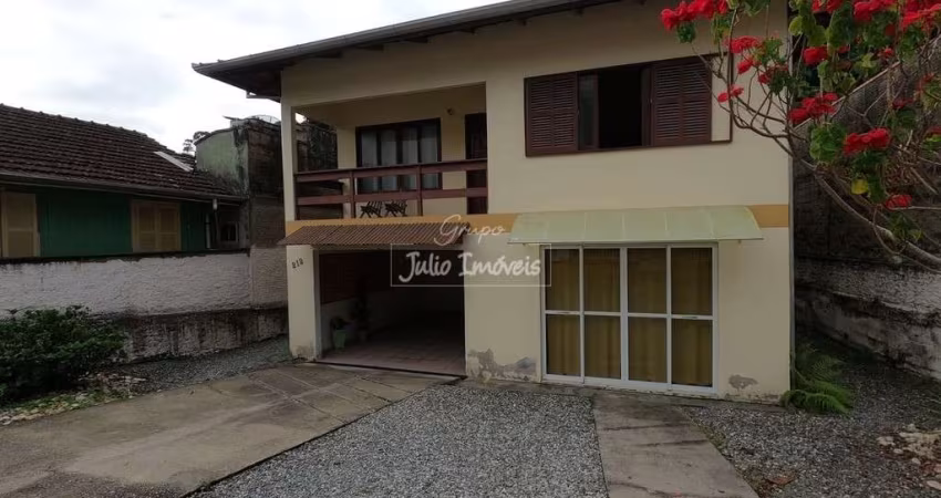 Casa à venda na Azambuja Brusque