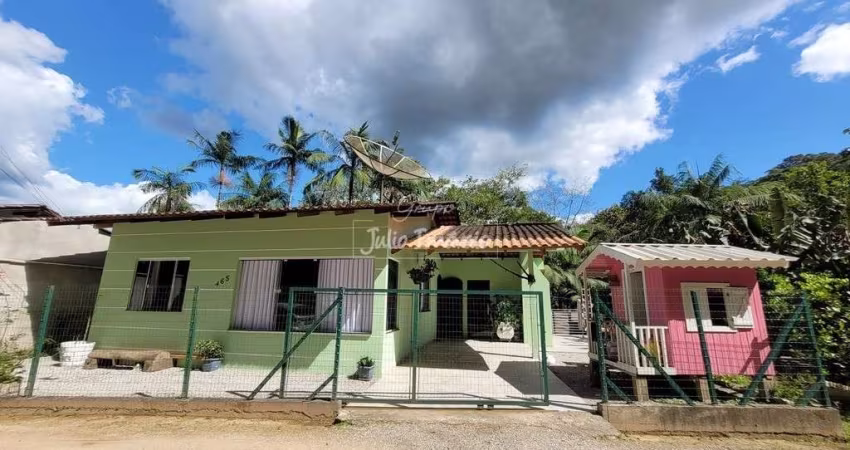 Casa 02 quartos na Limeira baixa em Brusque