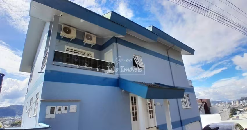 Apartamento 2 dormitórios sendo 1 suíte
