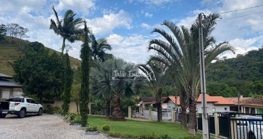 Casa com 3 Dormitórios Limeira Alta Brusque