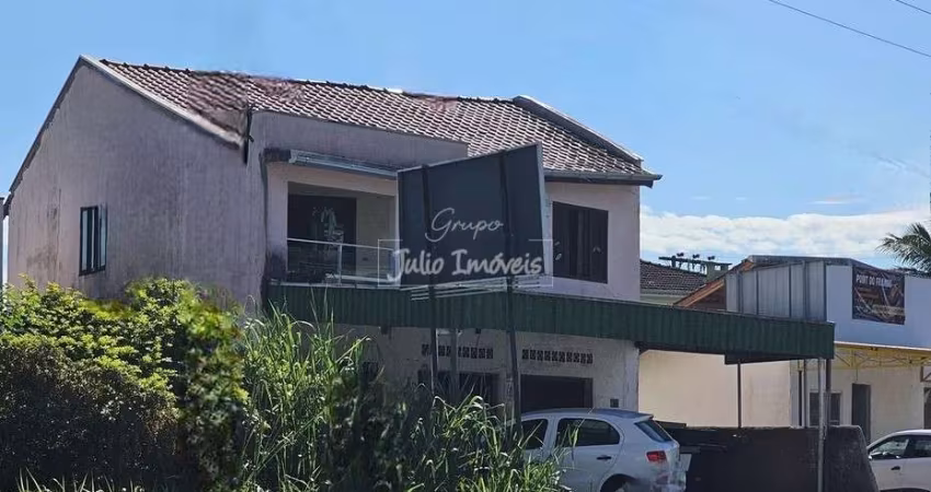 Casa e Comércio no bairro Santa Terezinha Brusque