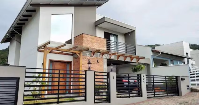 Casa Semi mobiliada 2 Quartos  1 Suíte em  Brusque