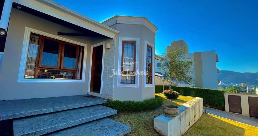 Casa Alto Padrão  Mobiliada Jardim Maluche Brusque