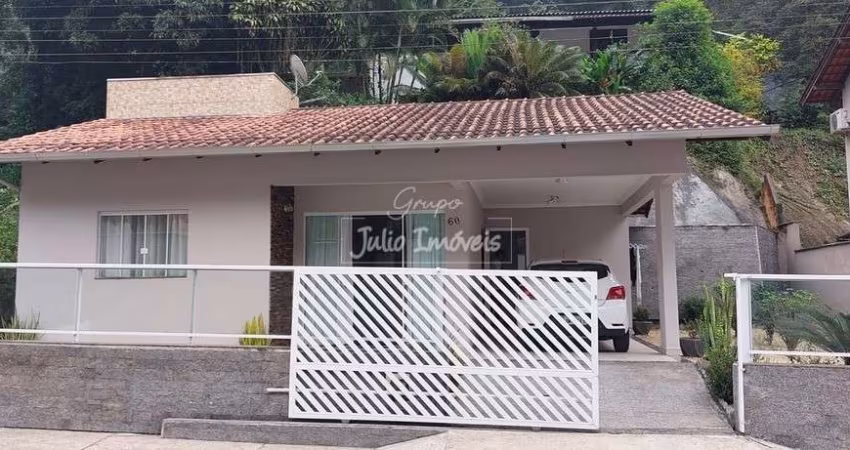 Casa térrea com terreno grande Azambuja Brusque