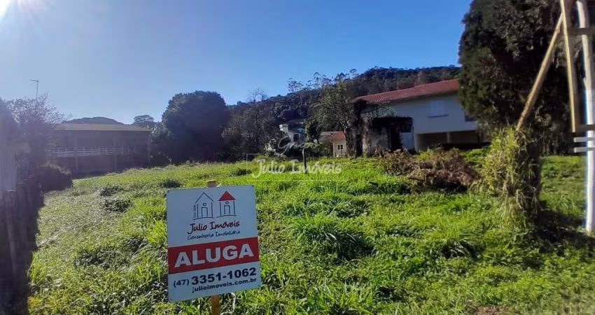 Terreno para locação no bairro 1º de Maio