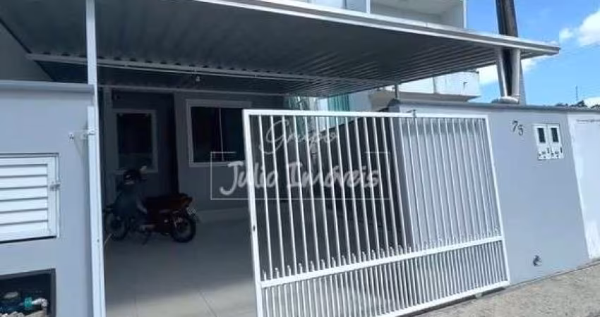 Casa geminada semi-mobiliada Limoeiro Brusque