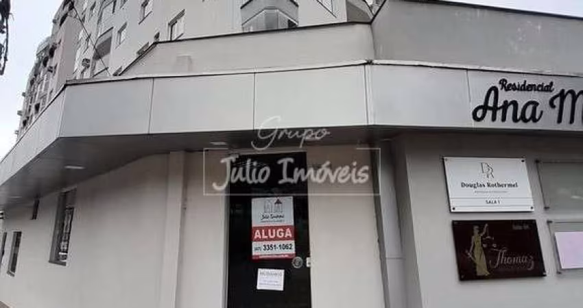 Sala comercial no Centro de Brusque/ SC.