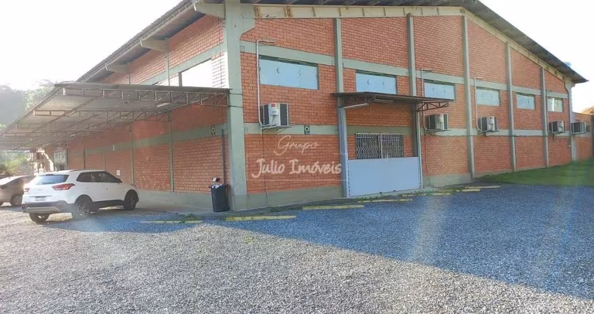 Casa e Galpão Nova Brasília Brusque