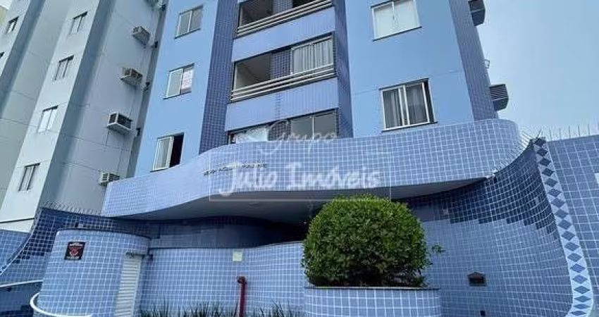 Apartamento de 3 dormitório para alugar no Centro.