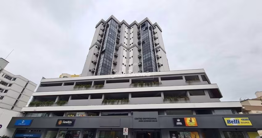 Sala comercial em edifício empresarial no Centro